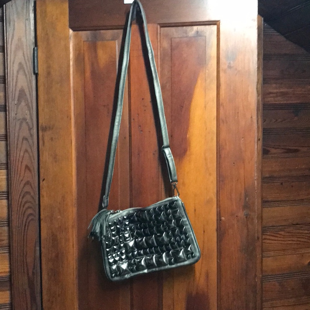 Funky crossover metal bag